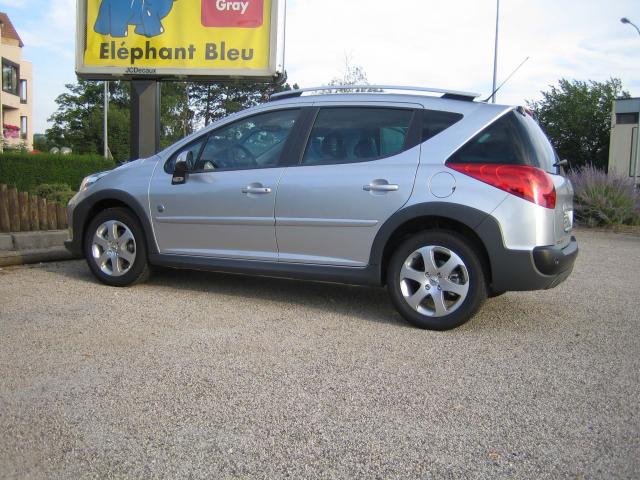 http://www.forum-peugeot.com/Forum/mesimages/17201/cote g.jpg